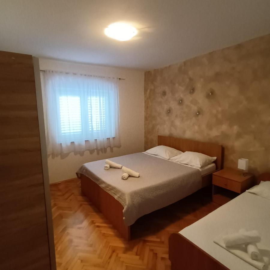 Apartments Monika Omis Ngoại thất bức ảnh