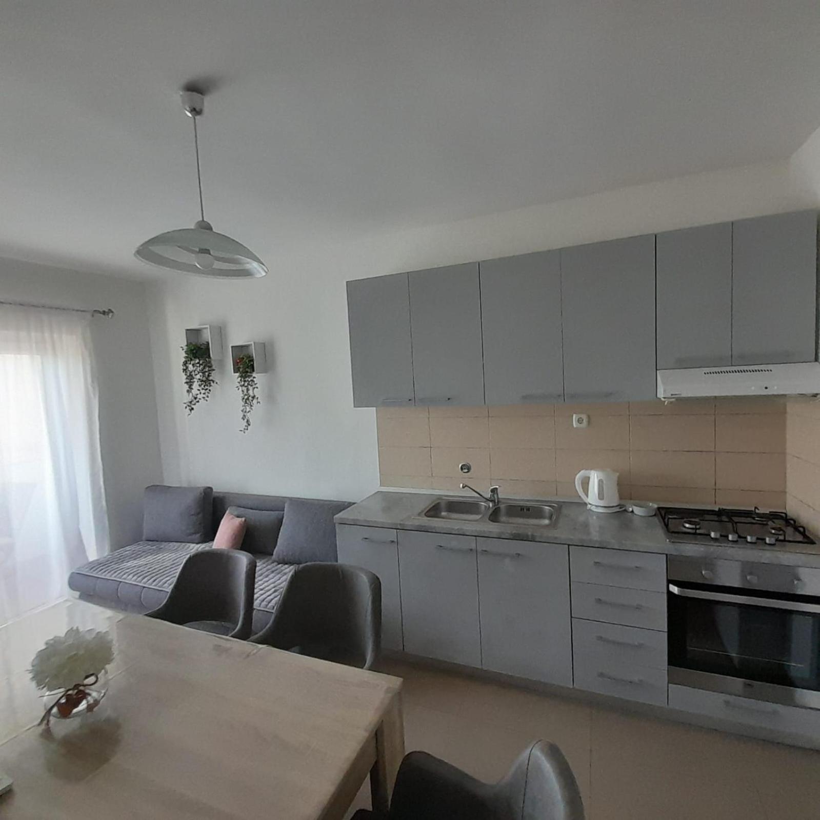 Apartments Monika Omis Ngoại thất bức ảnh